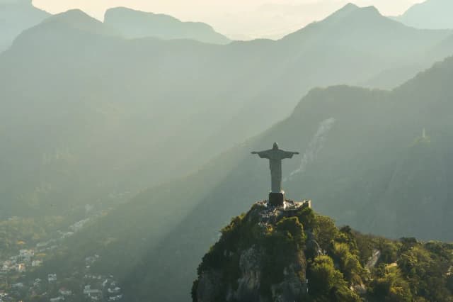 Ile trwa lot z Polski do Brazylii? Czas, który warto znać przed podróżą Ile trwa lot z Polski do Brazylii? Czas, który warto znać przed podróżą